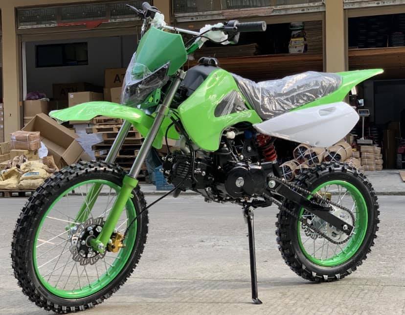 All New 125cc Pit Bikes 14"/17" Wheels + Bonus Upgrades