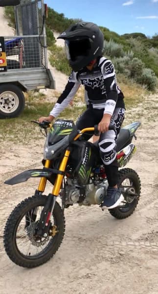 All New 125cc Pit Bikes 12"/14" Wheels + Bonus Upgrades