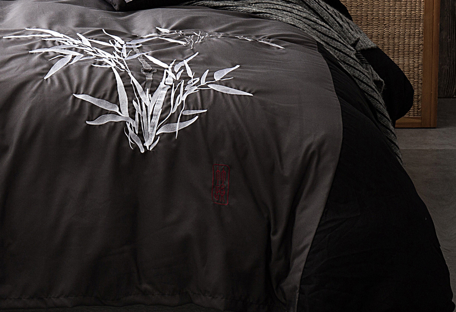 Luxton King Size Embroidered Bamboo Pattern Black Grey Quilt Cover Set (3PCS)