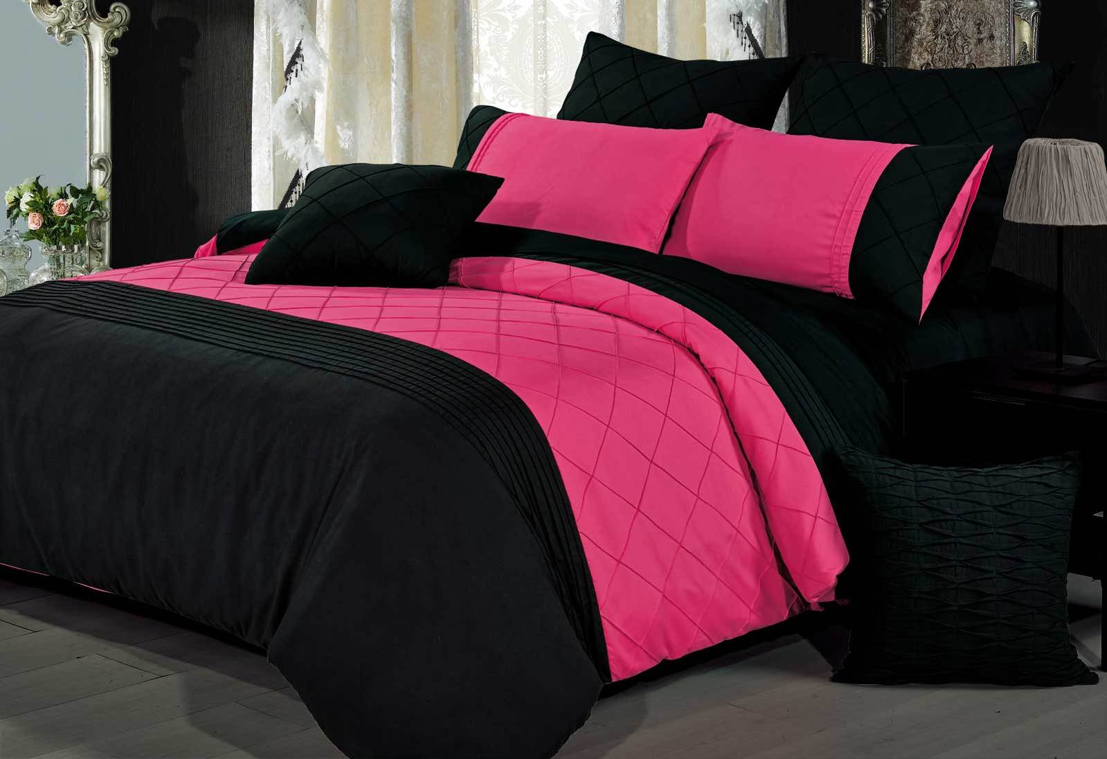 Luxton Queen Size Hot Pink Diamond Pintuck Quilt Cover Set(3PCS)