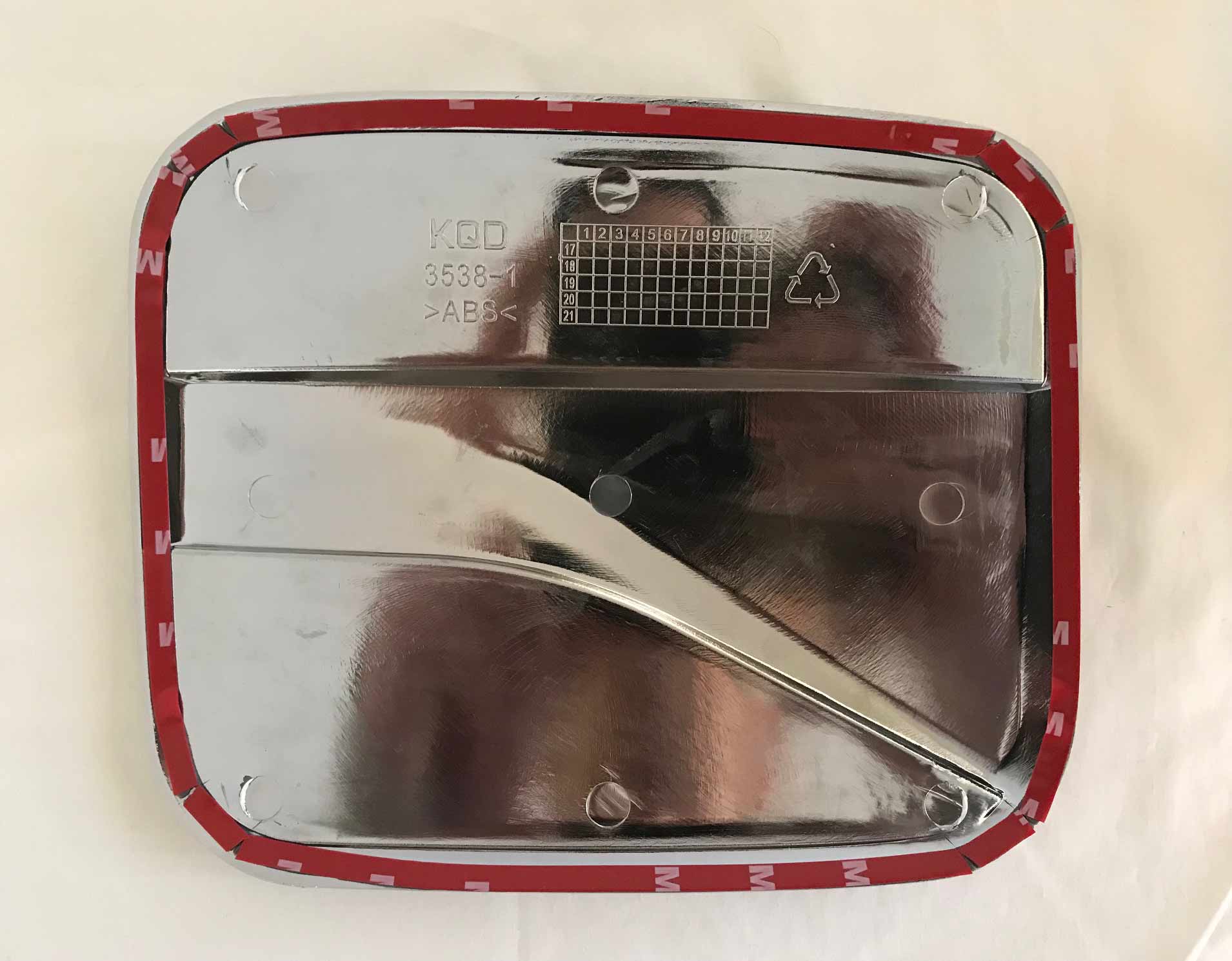 mitusbishi pajero sport fuel light trim black chrome my 2016