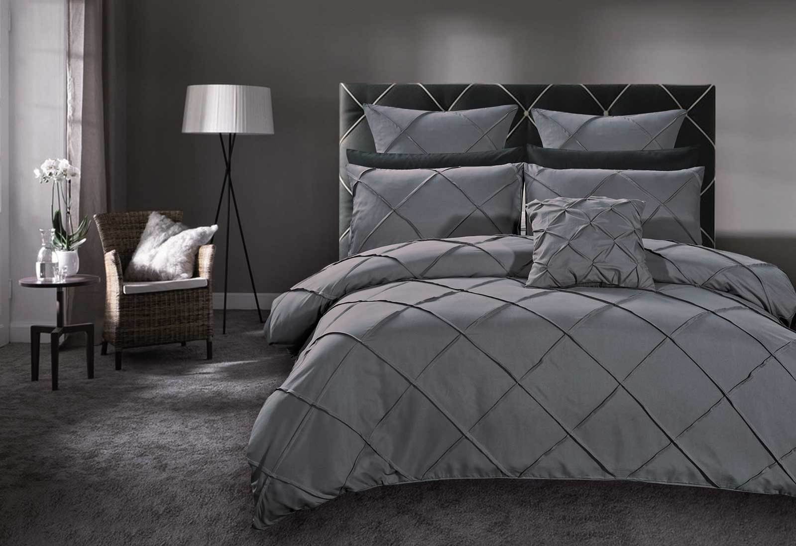 Luxton Super King Size Grey Diamond Pintuck Quilt Cover Set(3PCS)
